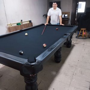 Modelo pata torneada, fabricada en madera pino insigne